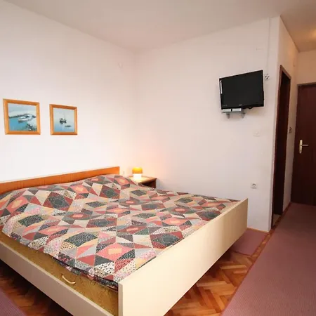 By The Sea Igrane, Makarska - 5266 Apartment *